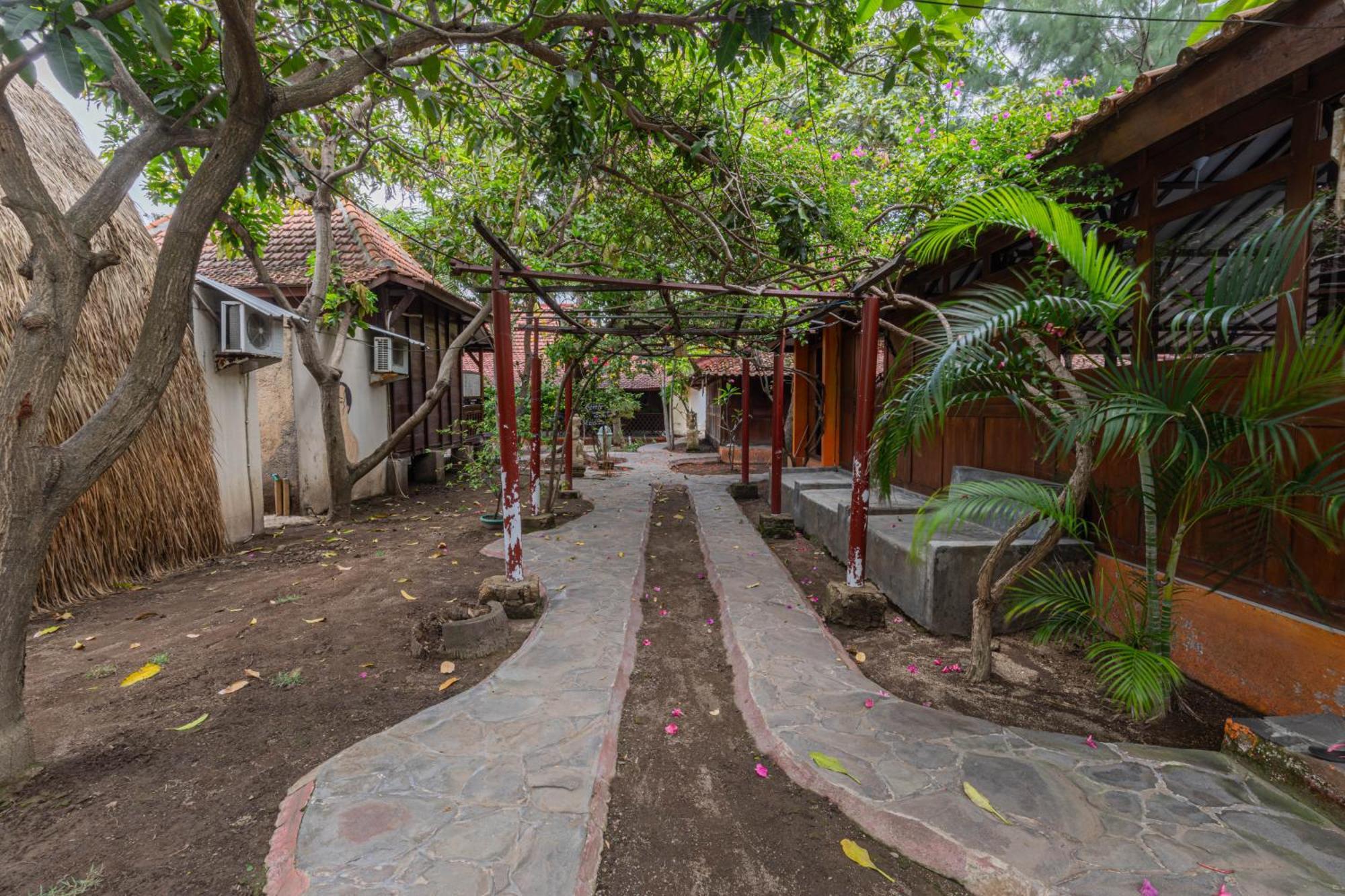 Omah Gili Hotel Gili Air Exterior photo
